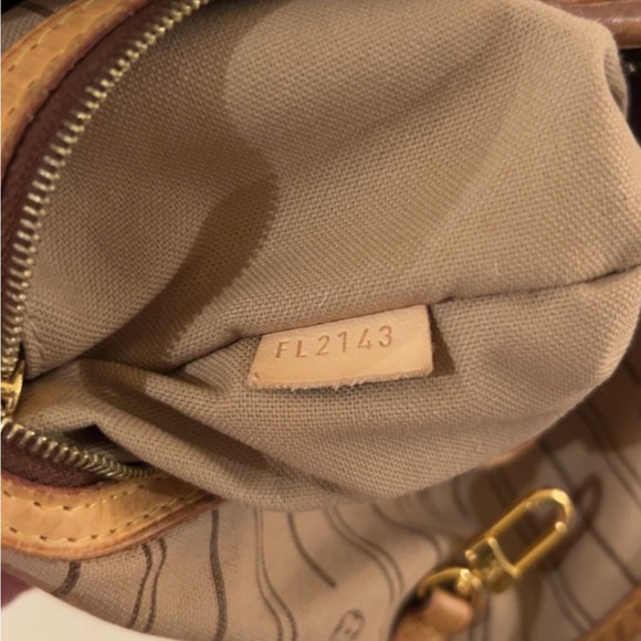 Pre Owned 100% Authentic Louis Vuitton Delightful Monogram Canvas MM Brown… - Picture 3 of 5